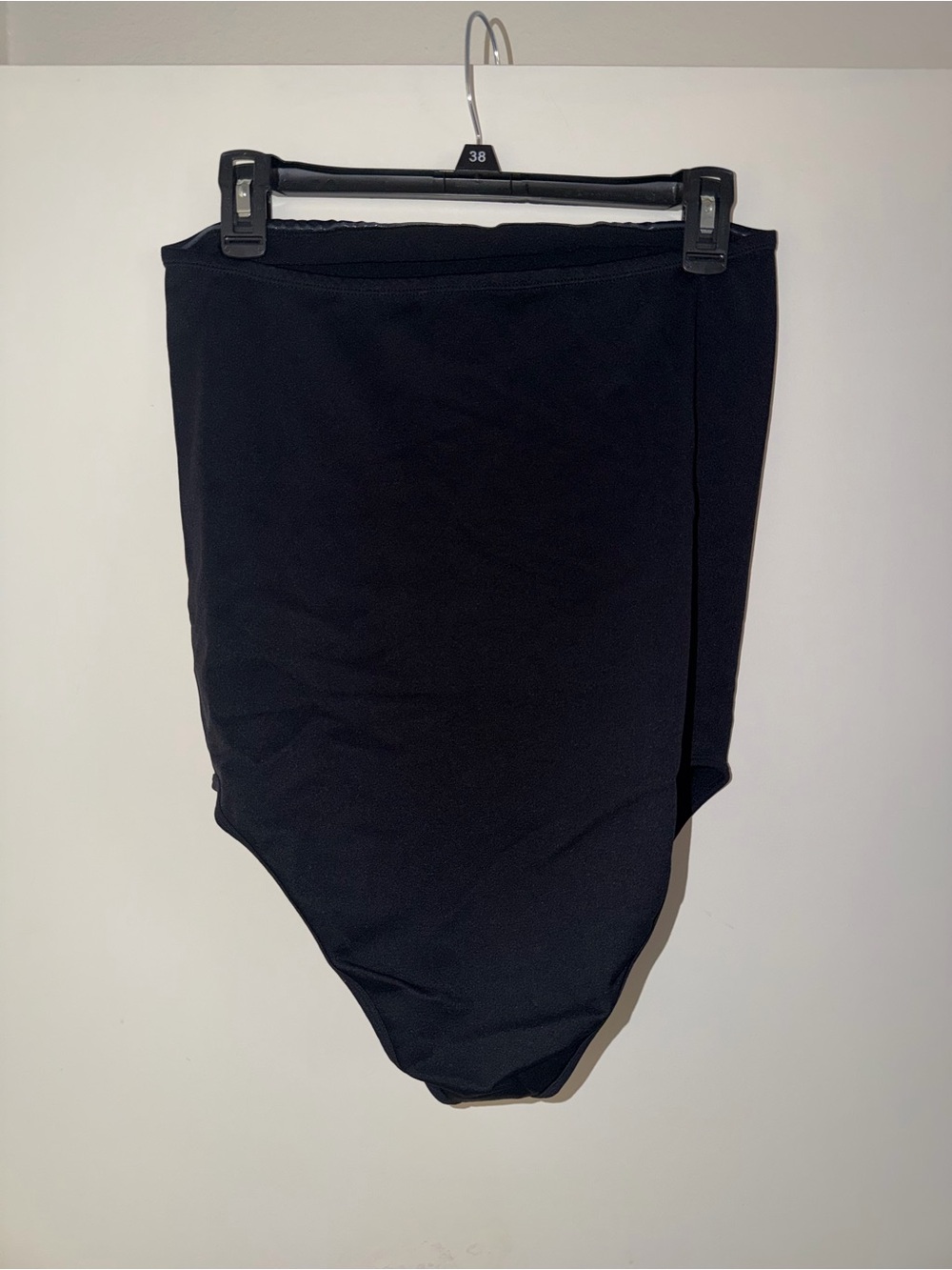 OQQ Strapless Bodysuit